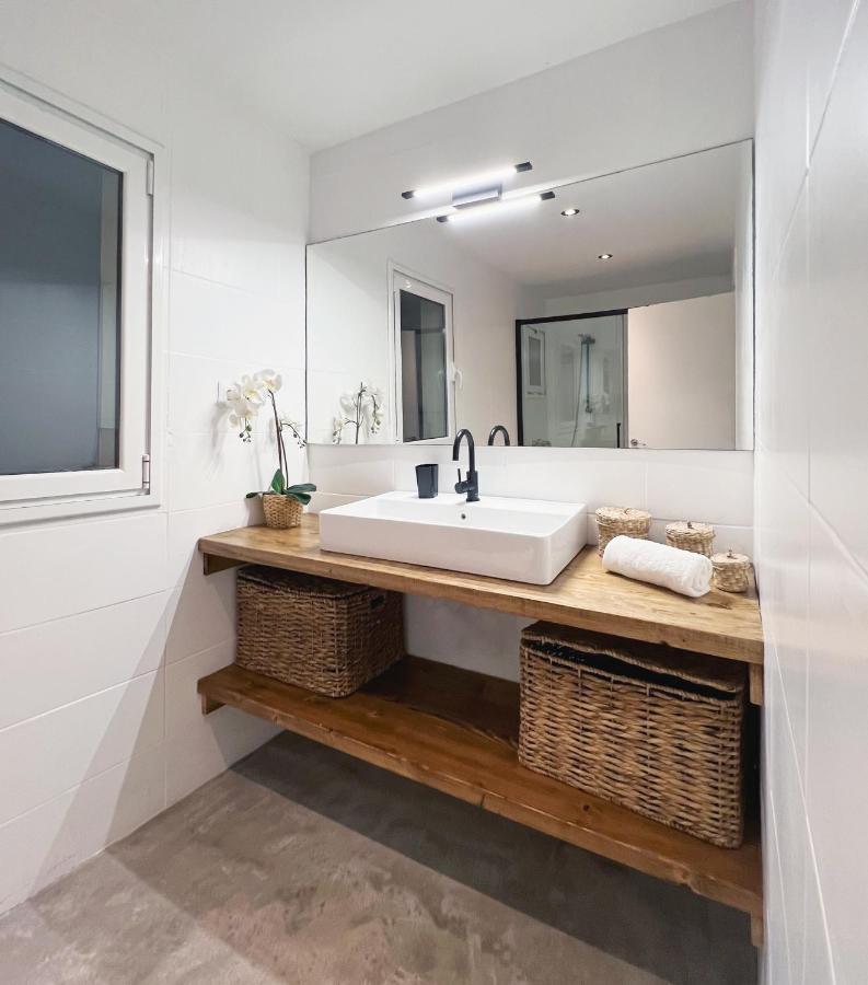 Stay U-Nique Apartments Rocafort Barcelona Ngoại thất bức ảnh