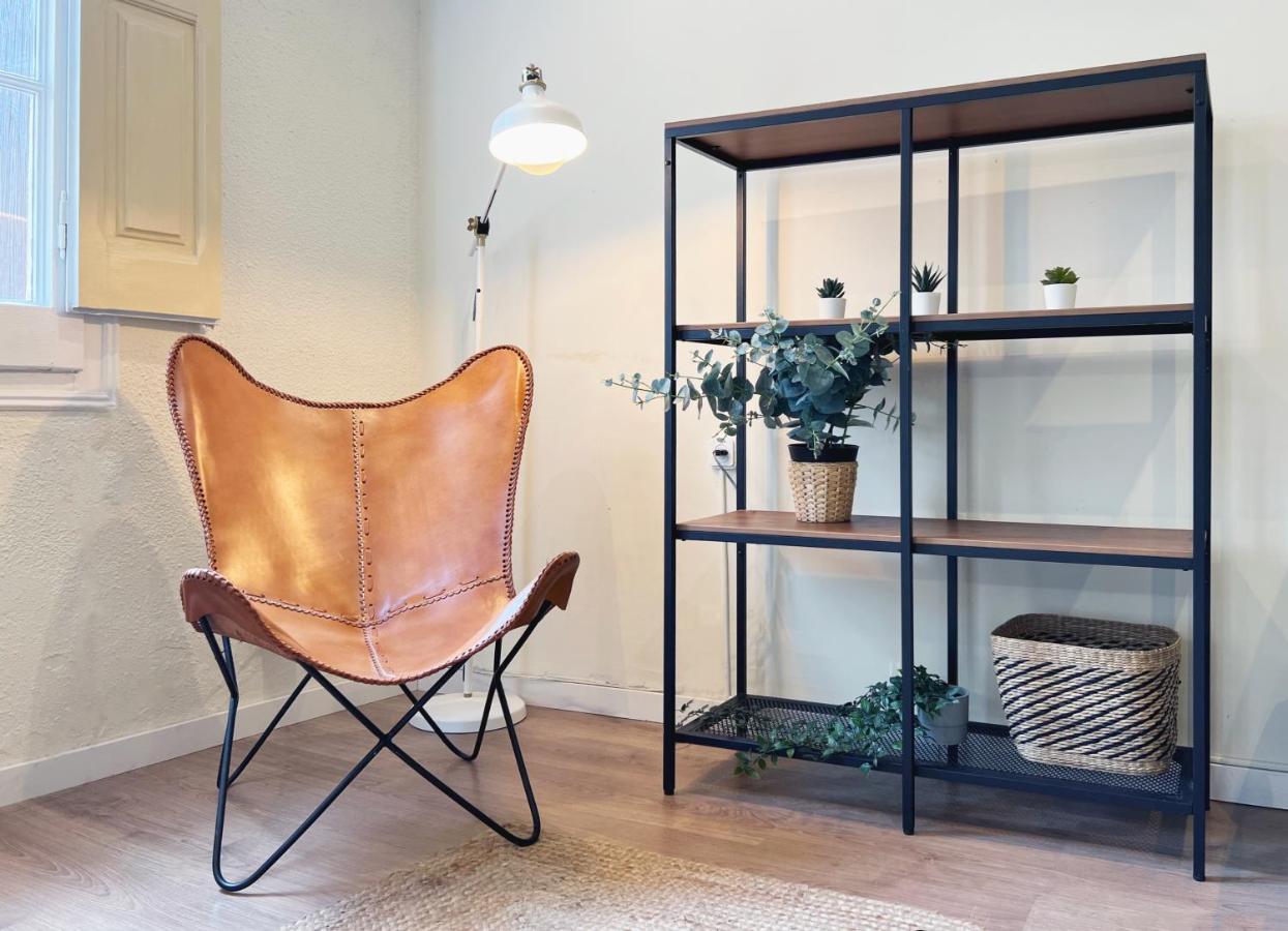 Stay U-Nique Apartments Rocafort Barcelona Ngoại thất bức ảnh